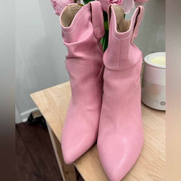 Pink Scrunch Ankle Booties Heels - Picture 11 of 16